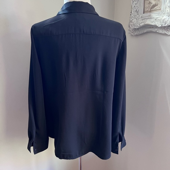 Chico’s Black Ruffle Front Blouse - Picture 3 of 5